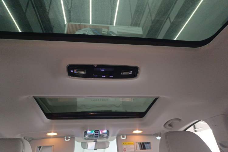 Used Roewe iMAX8 New Energy 2025 1.5T DMH Lu Zun Deluxe Edition Headliner