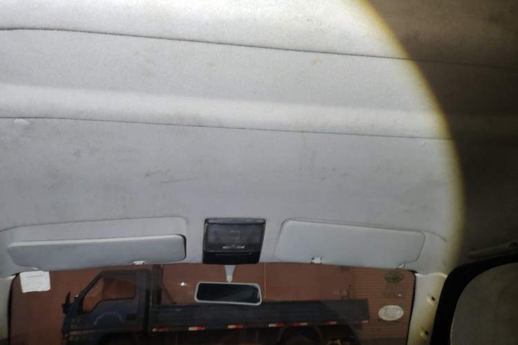 Used CHANGAN KUAYUE V3 2017 1.2L Box-Type Truck DK12-10