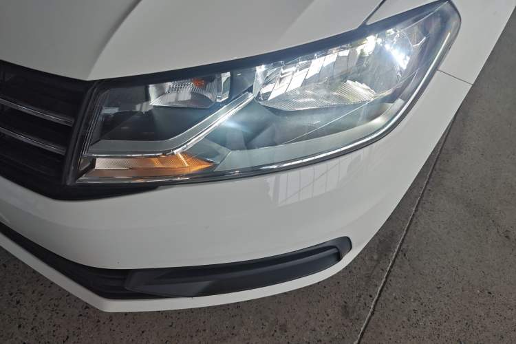 Used Volkswagen Santana 2021 1.5L Automatic Fashion Edition Left Front Headlight