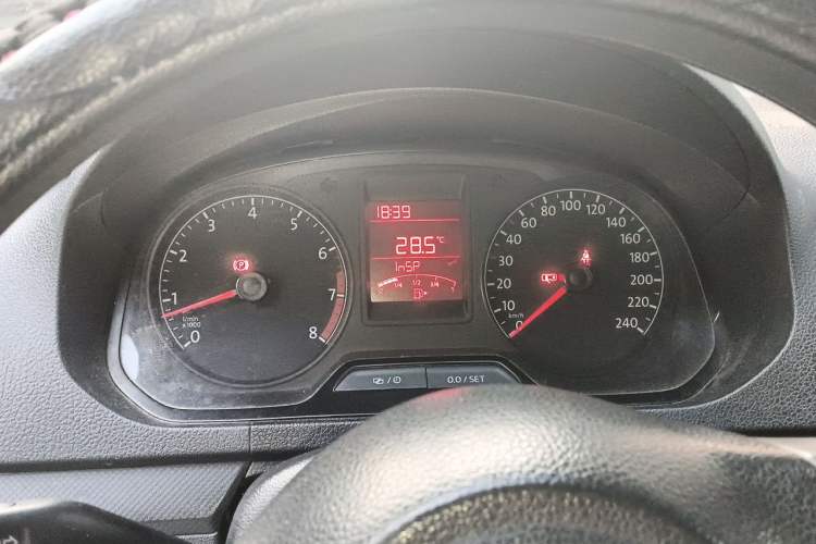 Used Volkswagen Jetta 2013 1.4L Manual Comfort Model
