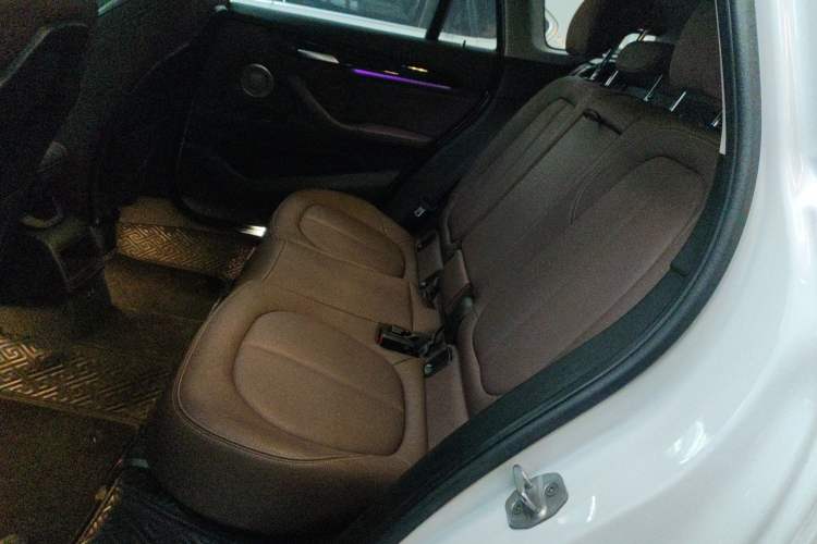 Used BMW X1 2021 sDrive20Li Fashion Model Left Rear Seat