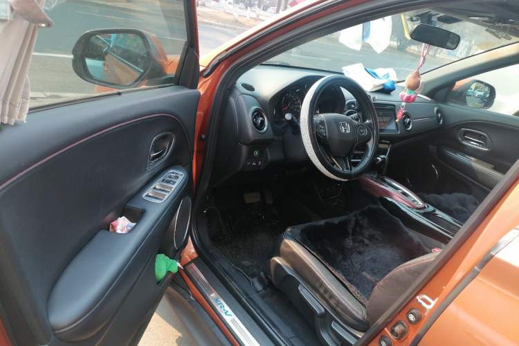 Used Honda XR-V 2015 1.8L VTi CVT Luxury Edition
