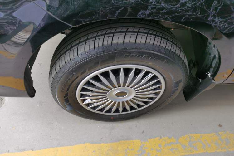 Used FORTHING Lingzhi 2023 M5L 1.6L Comfort Edition 7-Seater