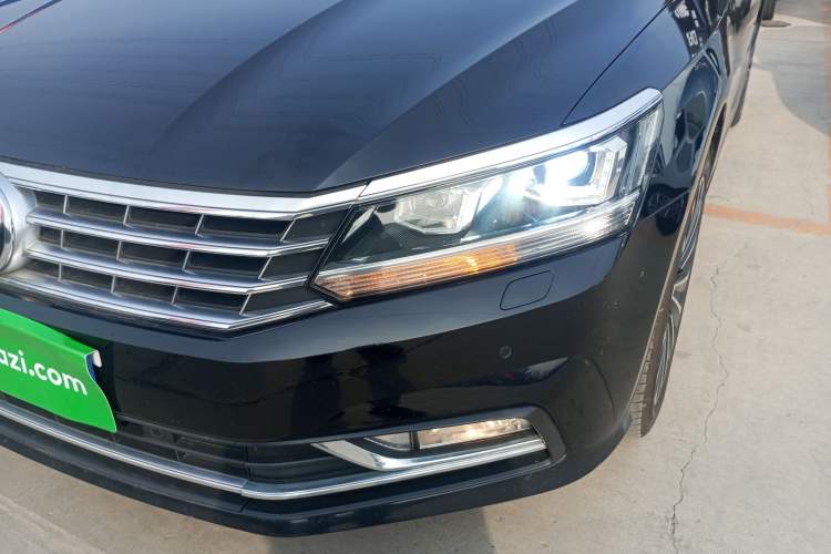 Used Volkswagen Passat 2017 330TSI DSG Prestige Edition
