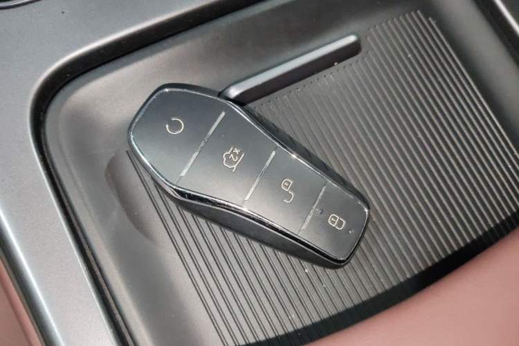 Used BYD Seal 2023 DM-i 1.5T 121km Prestige Model