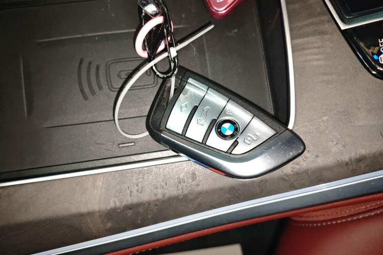 Used BMW X5 2022 Restyled xDrive 30Li Luxury Version M Sport Package