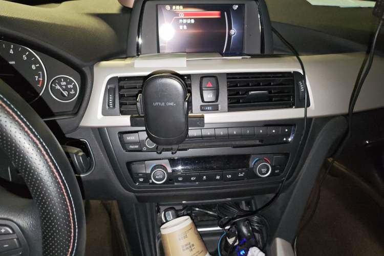 Used BMW 3 Series 2015 320Li Fashion Model
