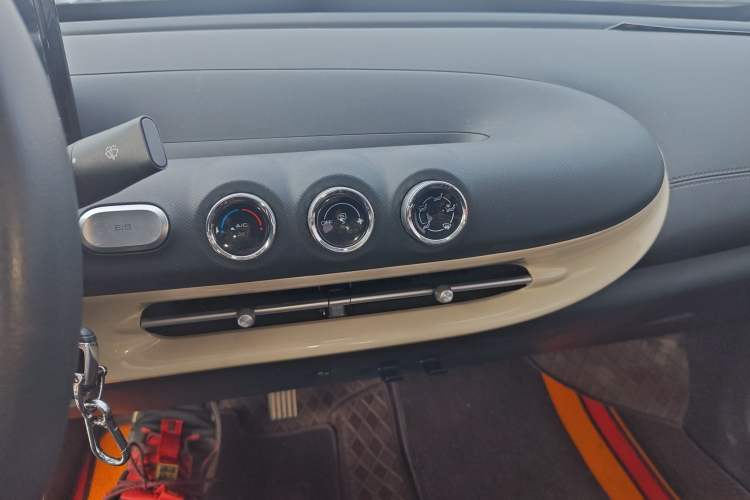 Used Wuling Bingo 2024 203km Light Edition Audio And AC Panel