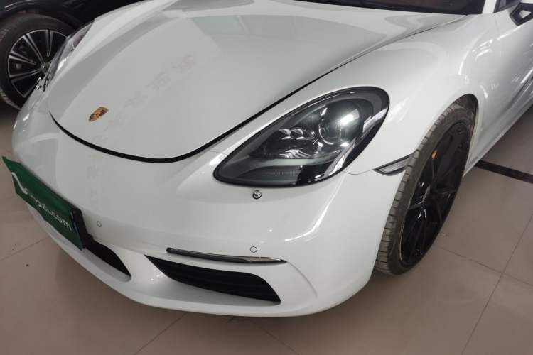 Used Porsche 718 2022 Boxster 2.0T

