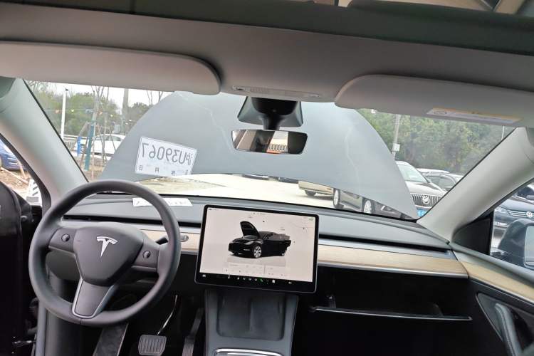 Used Tesla Model Y 2022 Rear-Wheel-Drive Version
