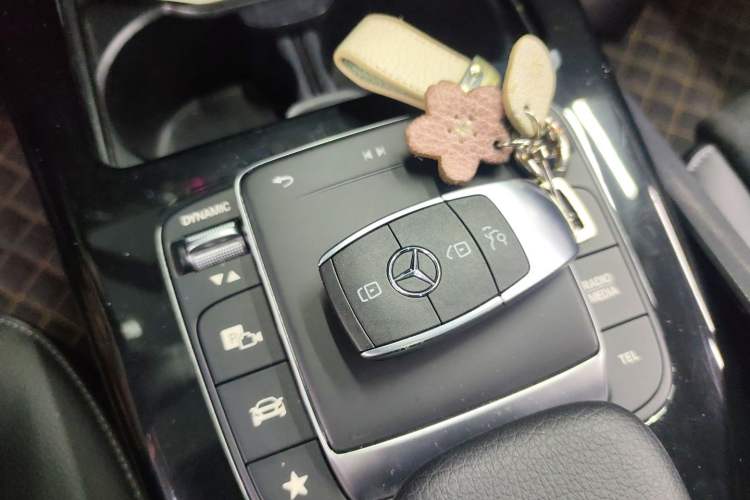 Used Mercedes-Benz A-Class 2020 Restyled A 200 L Sport Sedan Fashion Version