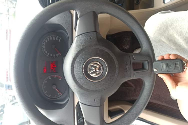 Used Volkswagen Jetta 2015 Value Edition 1.6L Automatic Fashion Version
