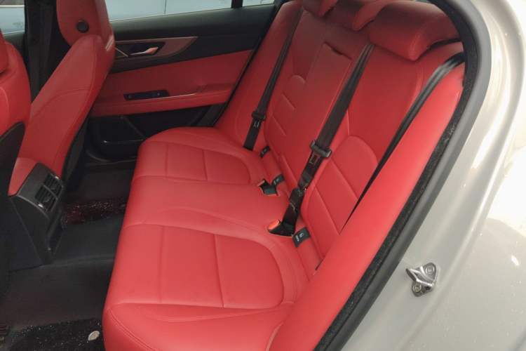 Used Jaguar XEL 2024 2.0T 250 PS R-DYNAMIC S Advanced Sport Edition
