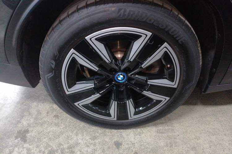 Used BMW iX3 2021 Leading Model Right Rear Wheel Hub