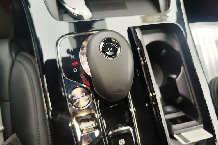 Used GAC Trumpchi M8 2023 Zongshi Series Dual-Motor Flagship Edition