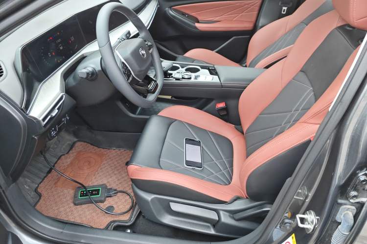 Used CHANGAN Eado 2023 Changan Edition PLUS Blue Whale NE 1.4T GDI DCT Prestige Version Left Front Seat