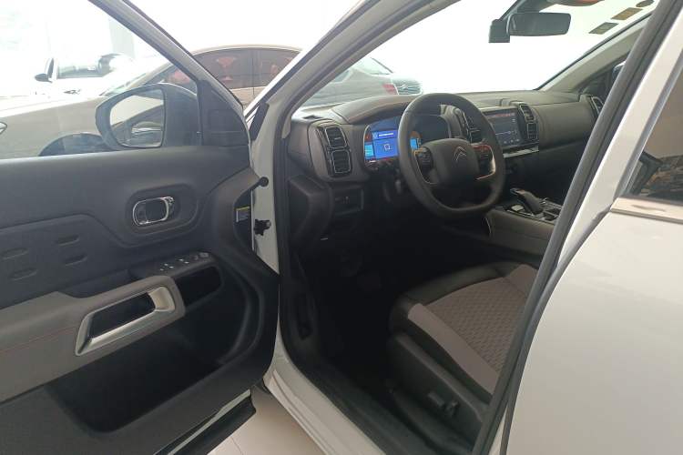 Used Citroen C5 AIRCROSS New Energy 2020 1.6T All-Wheel-Drive Plug-in Hybrid Enjoyment Version Driver Seat