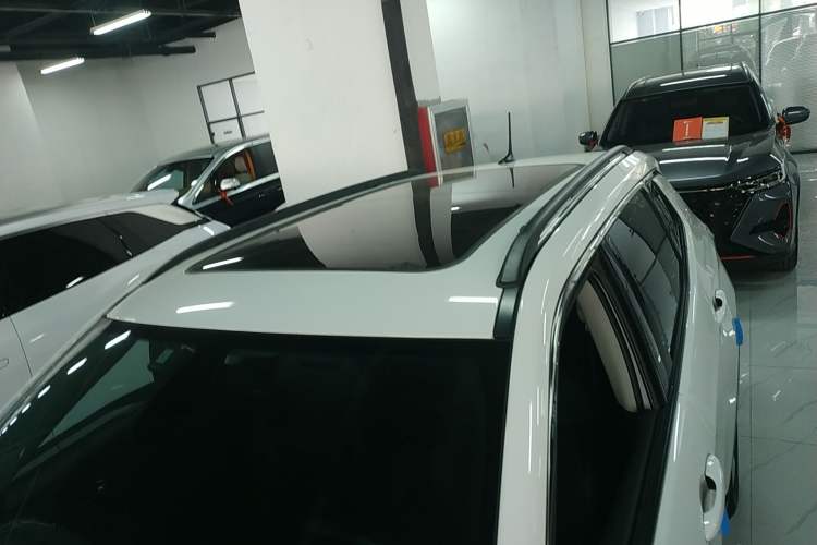 Used Jeep Compass 2019 200T Automatic Enjoyment - Connected Large Screen Version