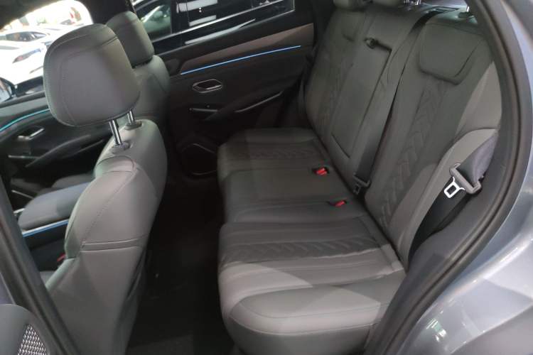 Used BYD Song L DM-i 2025 Intelligent Driving Version 160 km Beyond-Range Type