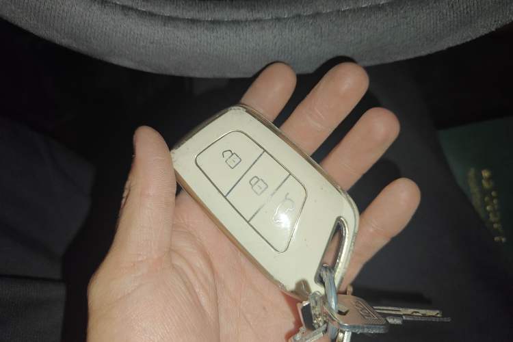 Used Baojun KiWi EV 2021 Artist Model Lithium Iron Phosphate