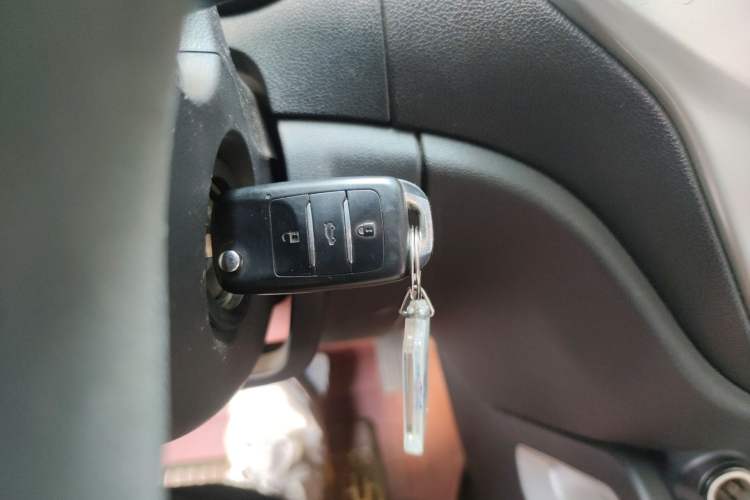 Used CHANGAN CS35 2014 1.6L Automatic Luxury Model China IV Standard
