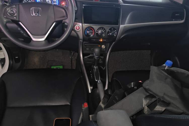 Used Honda Crider 2016 1.8L CVT Luxury Edition Audio And AC Panel