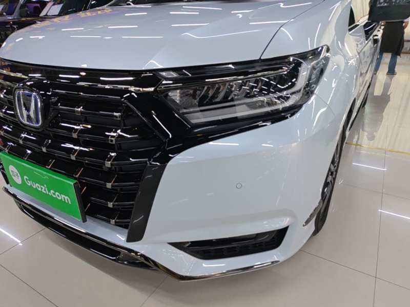 Used Honda Elysion 2024 2.0L eHEV Ultimate Edition — 24