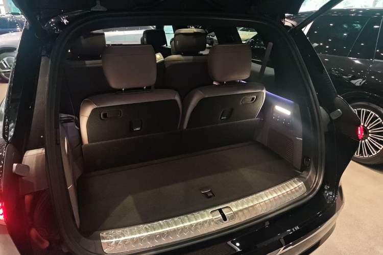 Used Nio ES8 2026 Model 6-seat Executive Luxury Edition Trunk