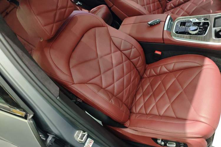 Used BMW X5 2023 xDrive 40Li M Sport Night Edition Package
