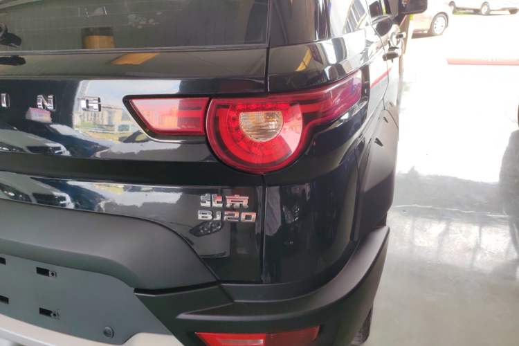 Used BAIC Off-Road BJ20 2016 1.5T CVT Prestige Edition Right Rear Taillight