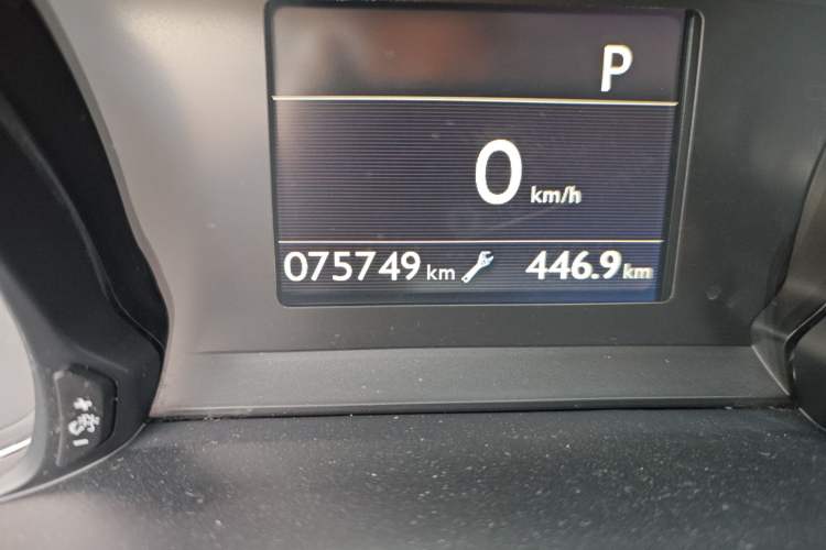 Used Peugeot 308 2018 350THP Automatic Prestige Edition Odometer Close Up
