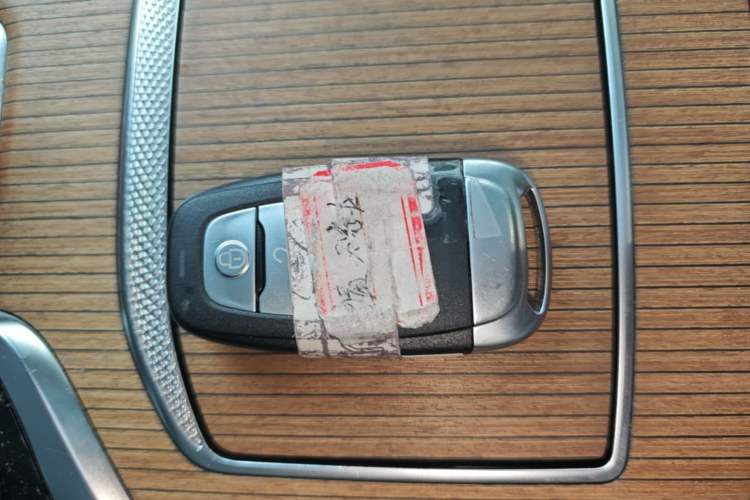 Used Hongqi E-HS9 2022 660 km Range Flagway Edition Six Seats