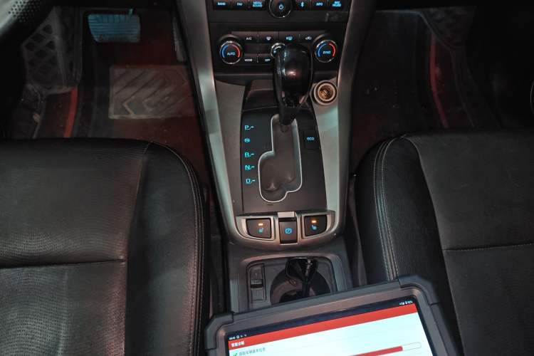 Used Chevrolet Captiva 2017 2.4L 4x4 Flagship Edition 7-Seater