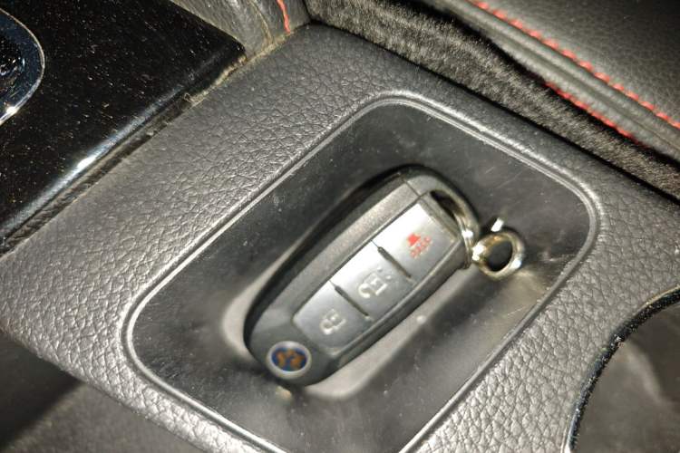 Used Venucia T70 2018 2.0L CVT Smart Enjoyment Version Vehicle Key