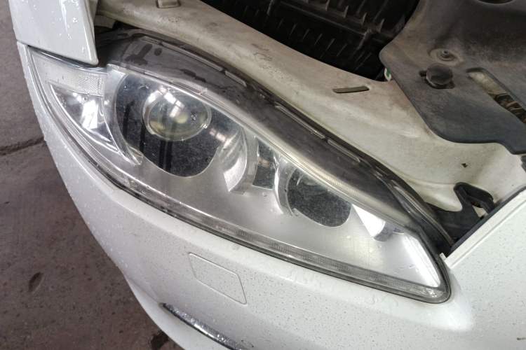 Used Jaguar XJ 2015 XJL 3.0 SC Four-Wheel Drive Panoramic Business Edition Right Front Headlight