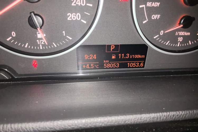 Used BMW X1 2018 xDrive20Li Luxury Model Odometer Close Up