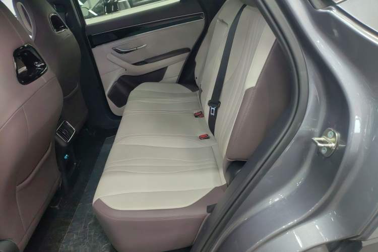 Used BYD Song PLUS New Energy 2025 DM-i 112KM Prestige Model
