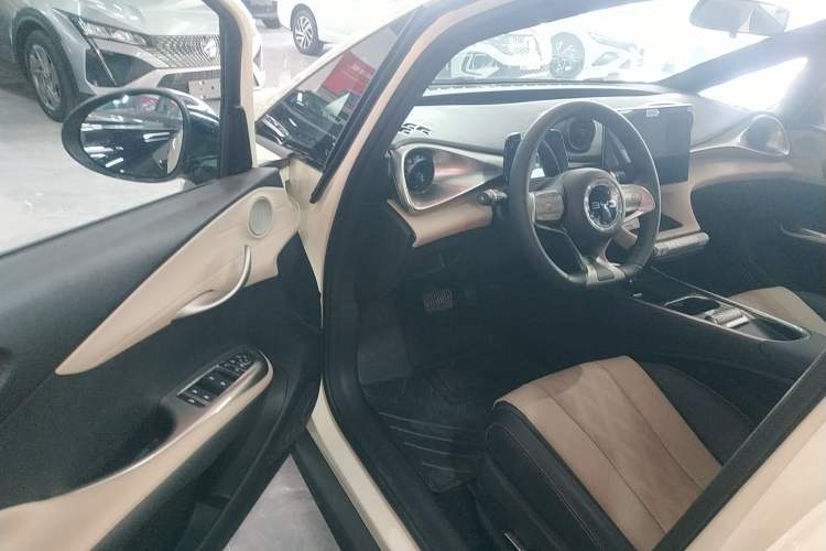 Used BYD Dolphin 2025 420km Free Edition
