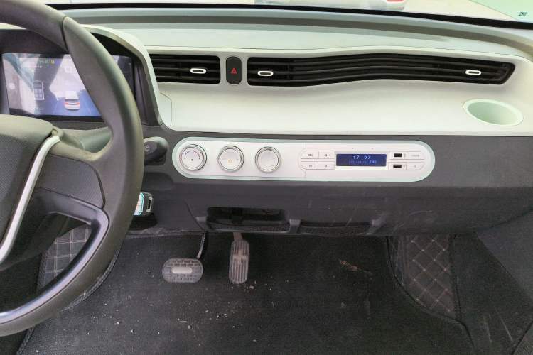 Used Wuling Hongguang MINIEV 2021 Macaron Premium Model – Lithium Iron Phosphate