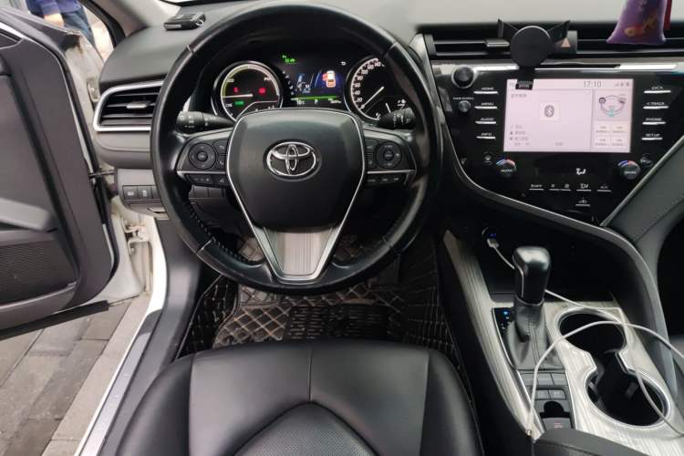 Used Toyota Camry 2018 Dual-Engine 2.5 HG Luxury Edition Steering Wheel