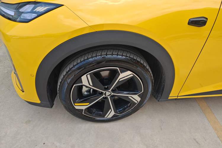 Used Deepal S07 2026 230Ultra with Huawei Qiankun ADS SE Edition
