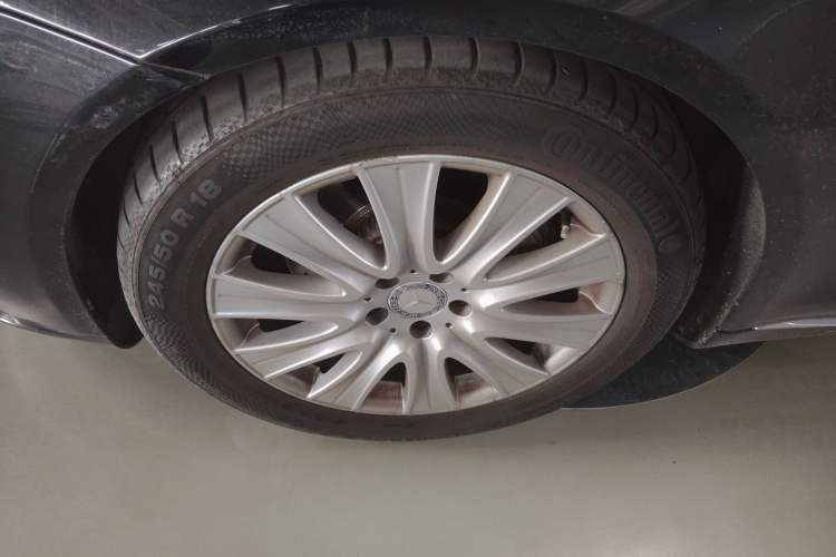 Used Mercedes-Benz S-Class 2014 S 320 L Business Model Left Front Wheel Hub