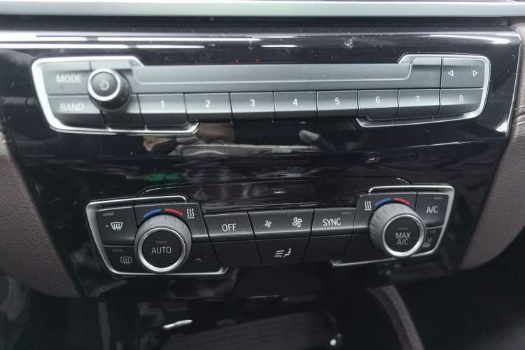 Used BMW X1 2021 Revised xDrive25Li Premium Edition Audio And AC Panel