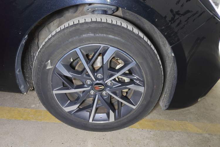 Used Hongqi H5 2020 1.5T DCT Flagship Edition Right Front Wheel Hub