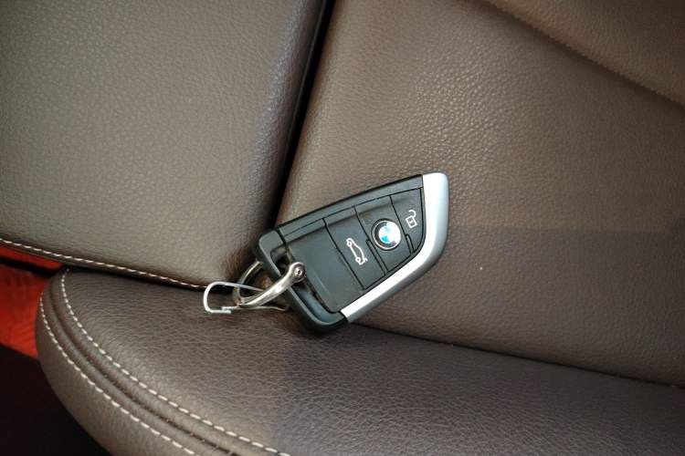 Used BMW X1 2022 xDrive25Li Luxury Model
