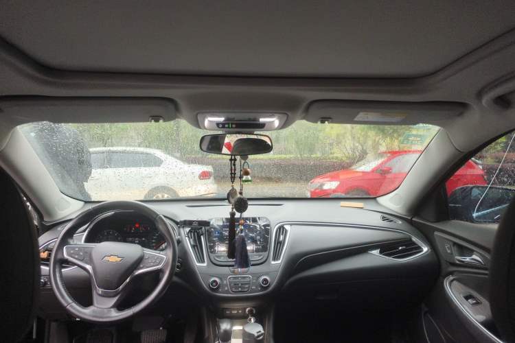 Used Chevrolet Malibu XL 2021 535T Automatic Sport Edition Headliner