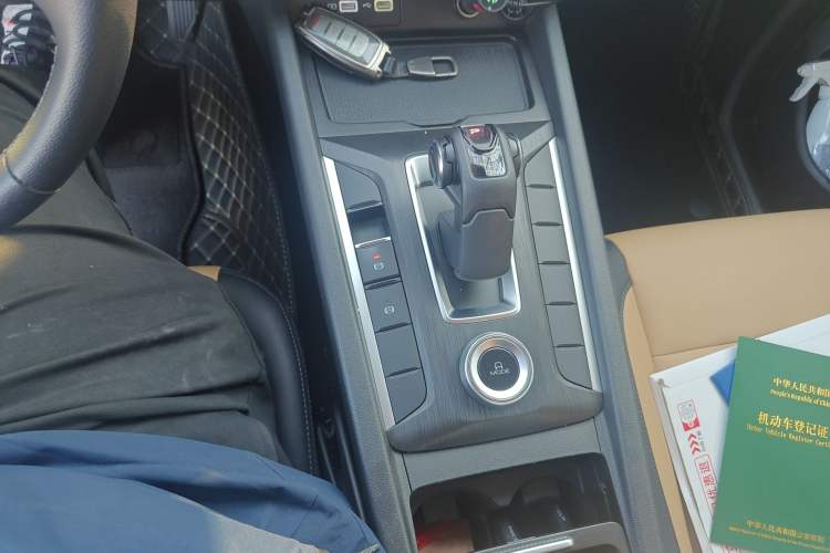 Used Great Wall Poer 2023 2.0T Commercial Version Automatic Gasoline 4x4 Navigation-Ready Long-Box GW4C20B
