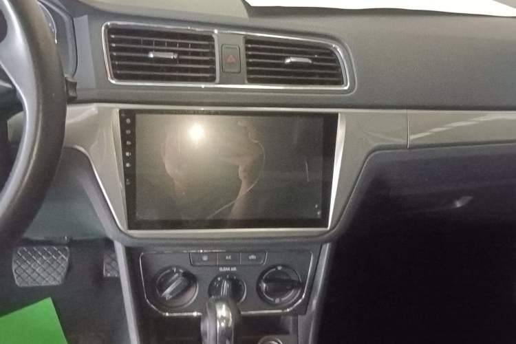 Used Volkswagen Lavida 2015 1.6L Automatic Comfort Edition