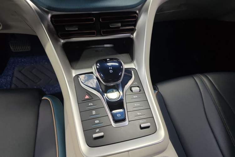 Used BYD Song Pro 2021 1.5T Automatic Xiaoyun Elite Edition Gear Lever