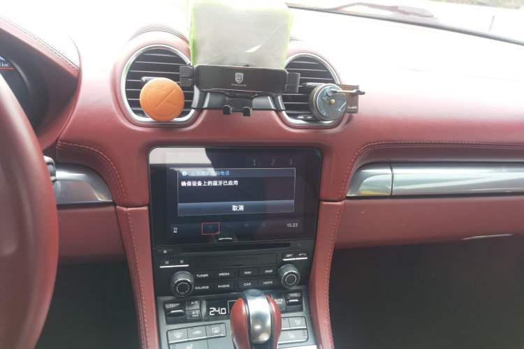 Used Porsche 718 2020 Cayman 2.0T Audio And AC Panel